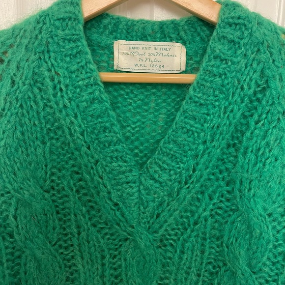 Vintage Unisex 1950’s/1960’s Italian Green Hand Knit Wool/Mohair/Nylon Sweater - Picture 3 of 6